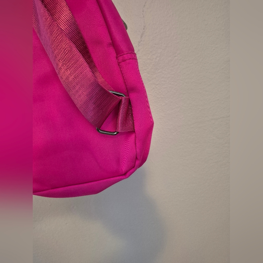 30-UV NEON HOT PINK SLING BAG PURSE - Picture 9 of 9